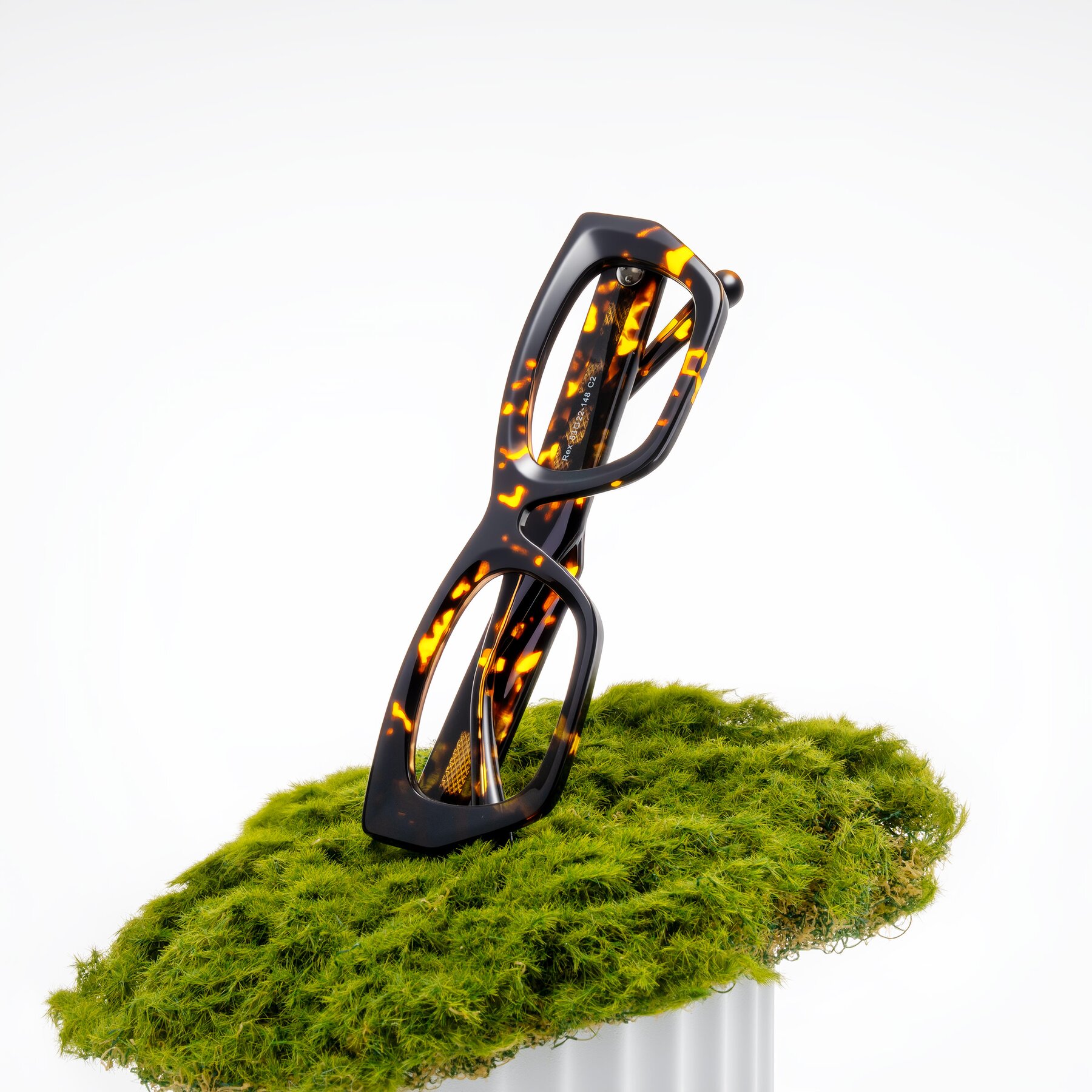 Lifestyle photography #1 of Rex in Tortoise with Clear Eyeglass Lenses