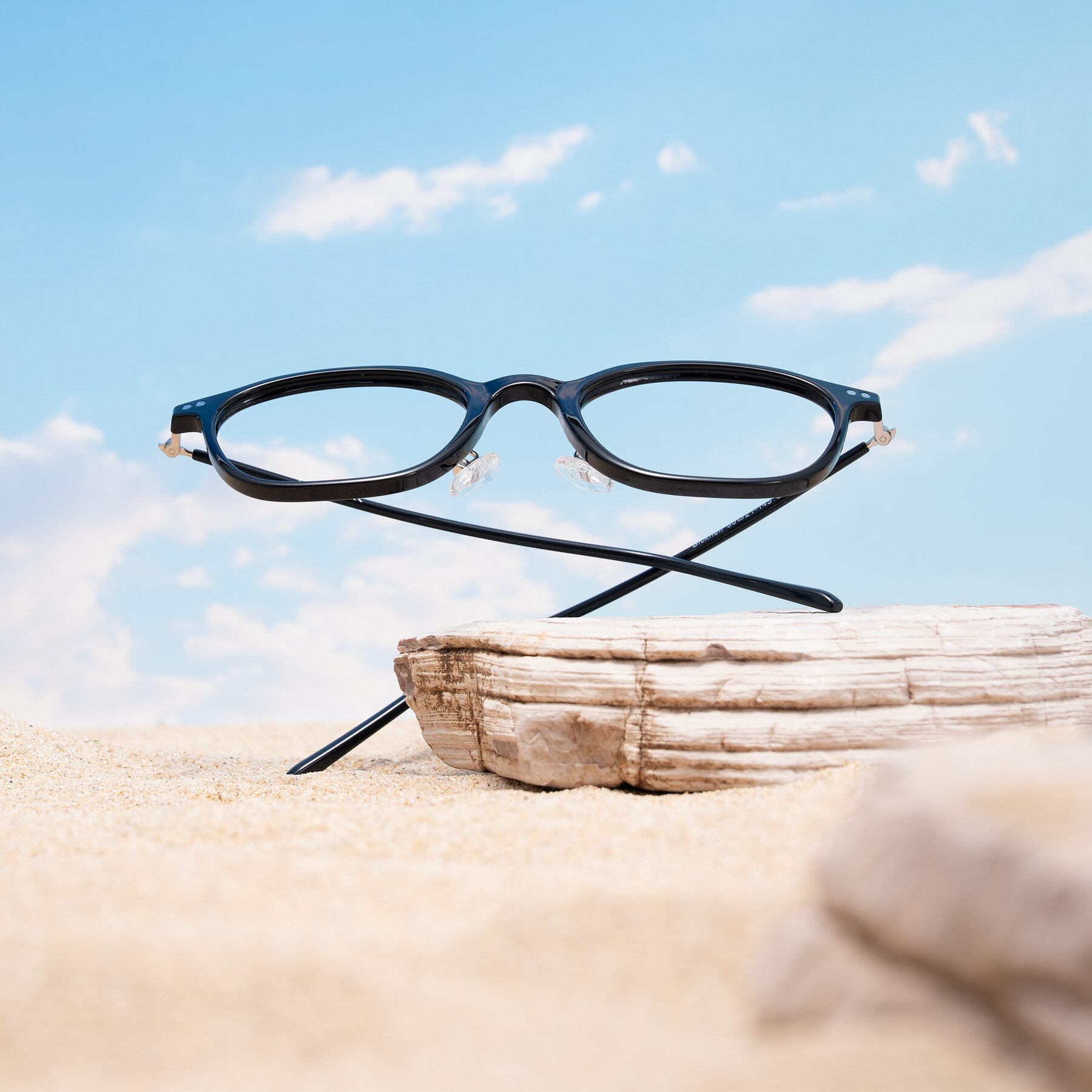 Lifestyle photography #1 of Bicknell in Black with Clear Eyeglass Lenses