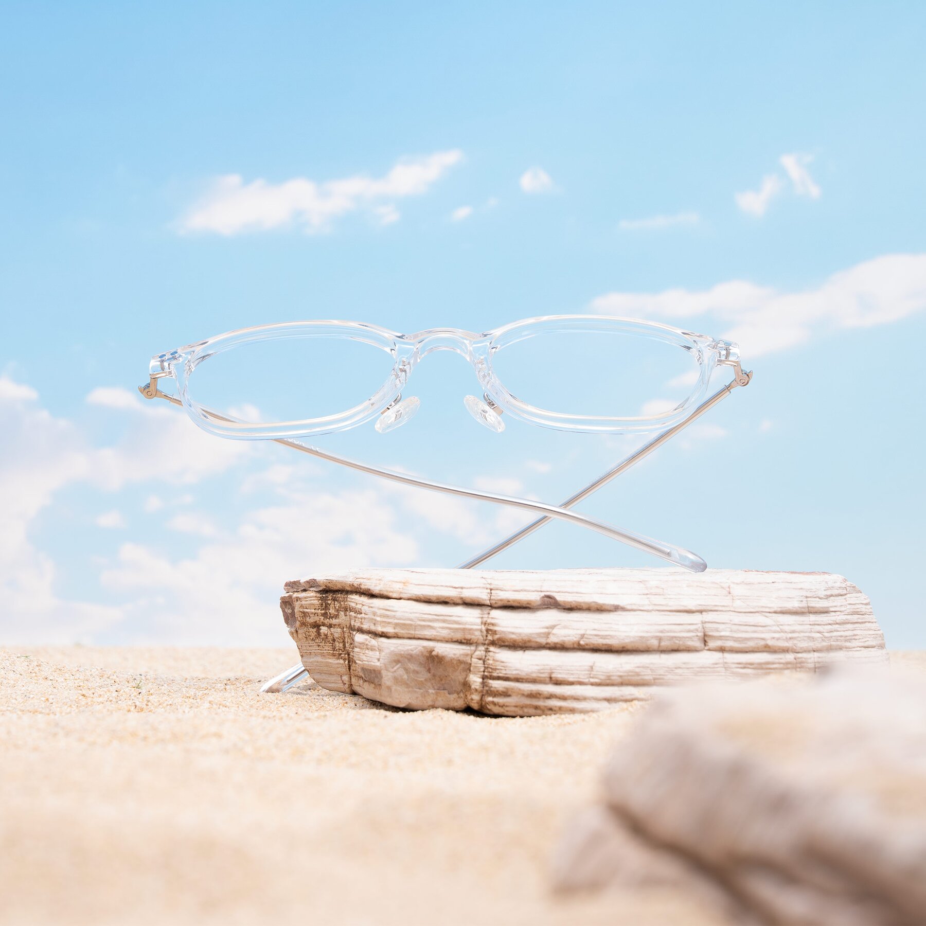 Lifestyle photography #1 of Bicknell in Clear with Clear Eyeglass Lenses