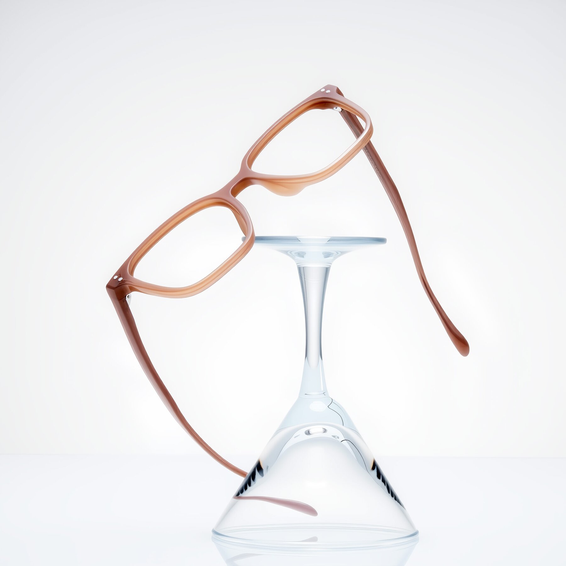 Lifestyle photography #1 of Ordoyo in Chestnut with Clear Eyeglass Lenses