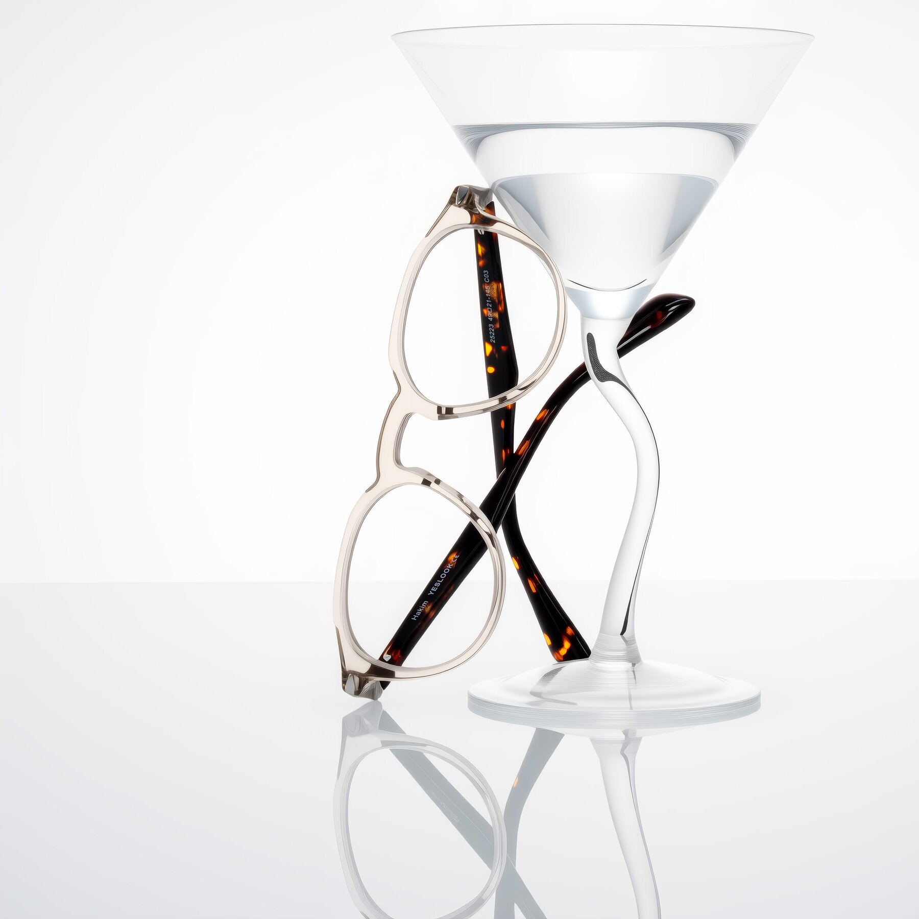 Lifestyle photography #1 of Hakim in Champagne/Tortoise with Clear Eyeglass Lenses