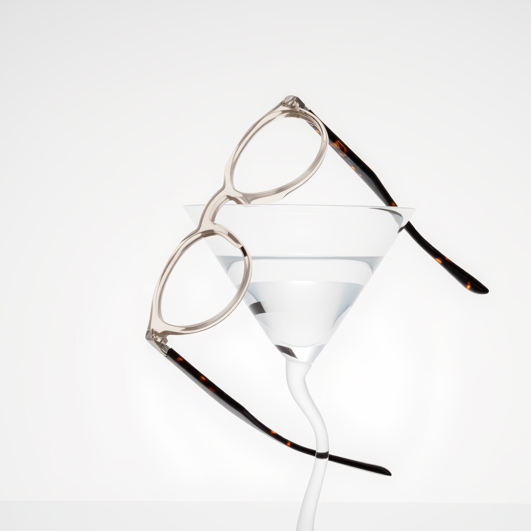 Lifestyle photography #2 of Hakim in Champagne/Tortoise with Clear Eyeglass Lenses