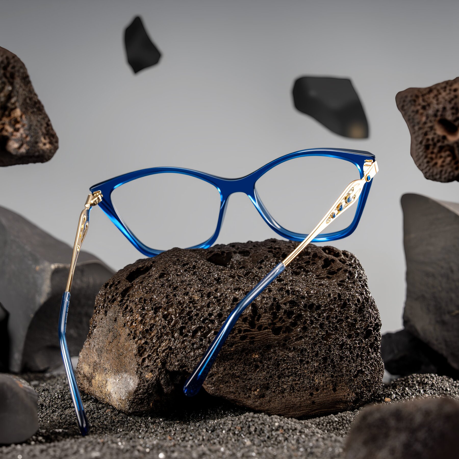 Lifestyle photography #2 of Aspen in Transparent Blue with Clear Eyeglass Lenses