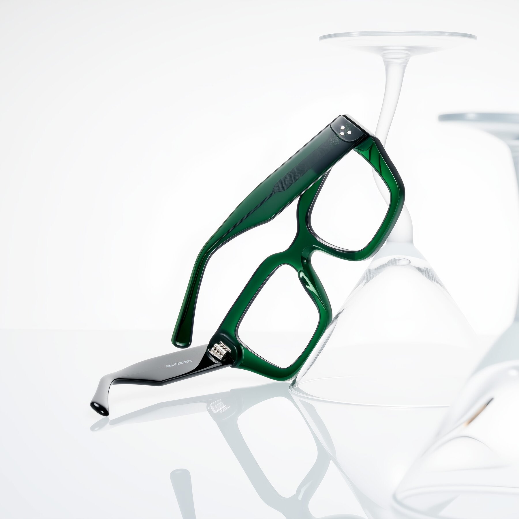 Lifestyle photography #1 of Simba in Dark Green with Clear Eyeglass Lenses