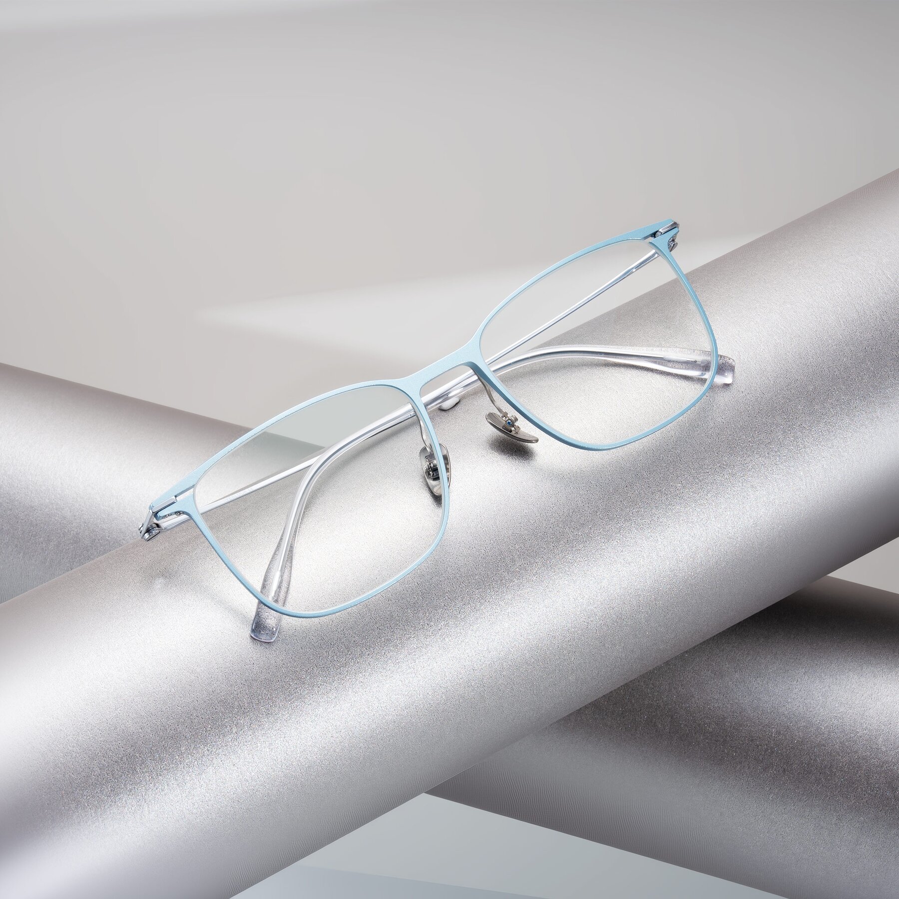 Lifestyle photography #1 of Moua in Pastel Blue/Silver with Clear Eyeglass Lenses