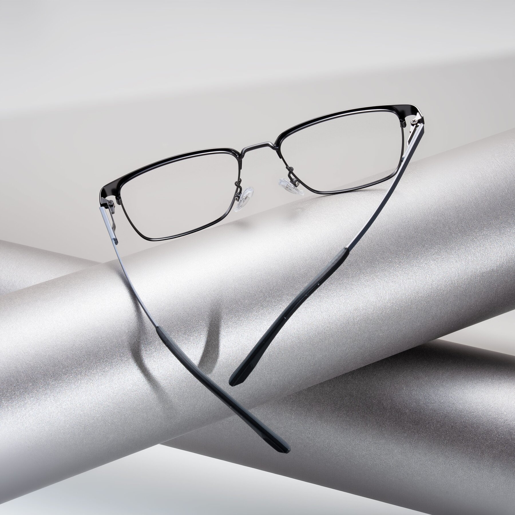 Men's lifestyle photography #1 of Rosita in Gunmetal with Clear Eyeglass Lenses