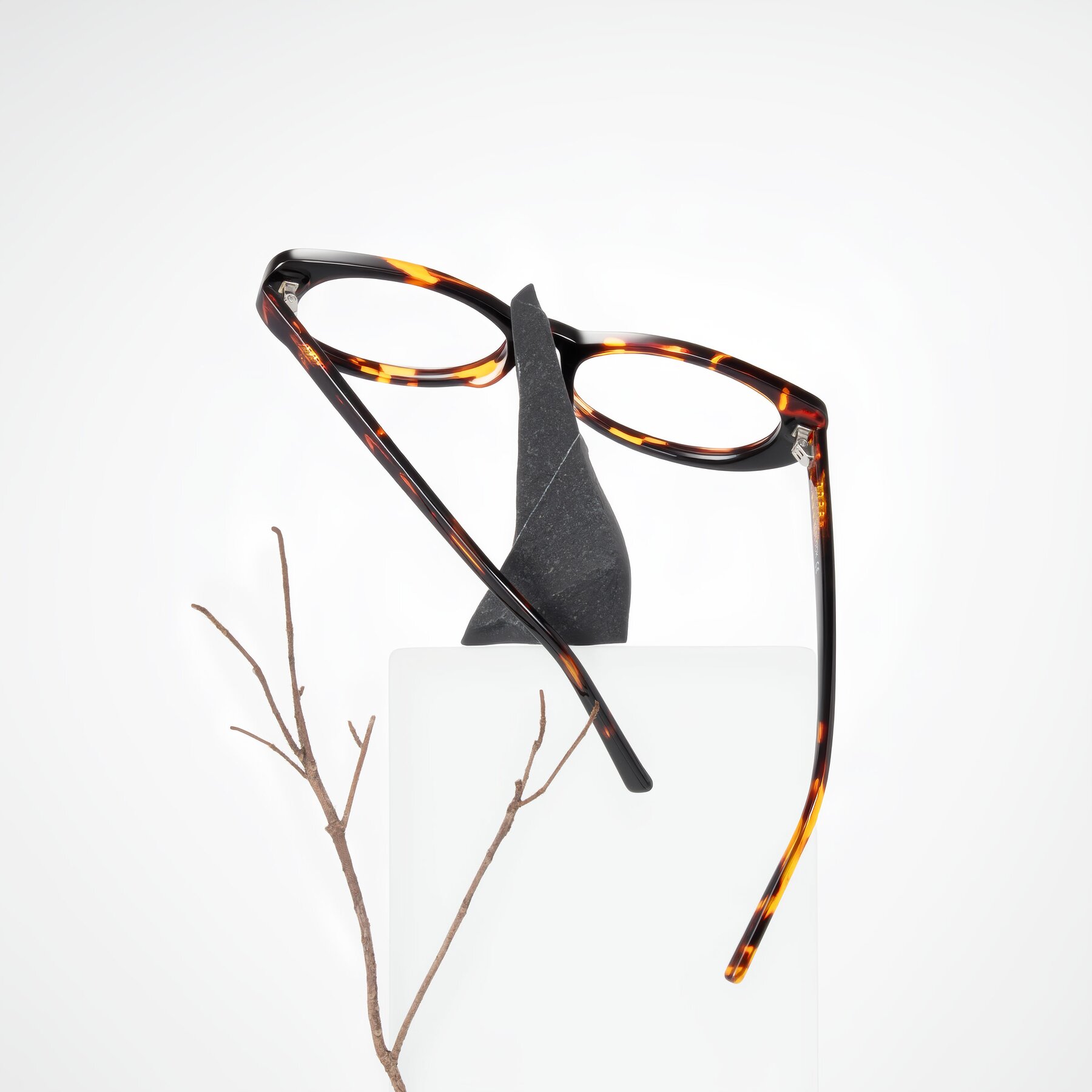 Lifestyle photography #2 of Buffalo in Tortoise with Clear Blue Light Blocking Lenses