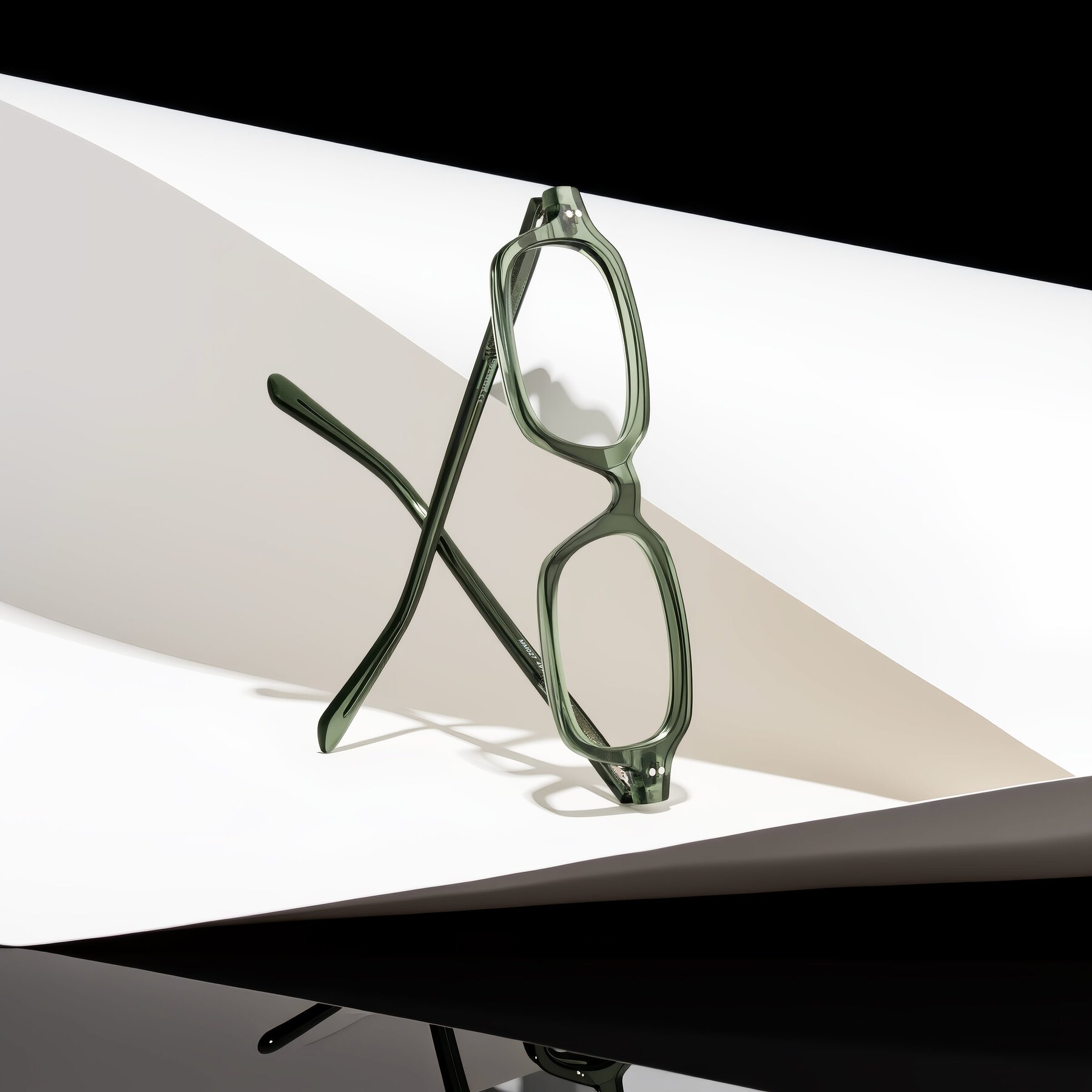Lifestyle photography #1 of Eustis in Transparent Green with Clear Eyeglass Lenses