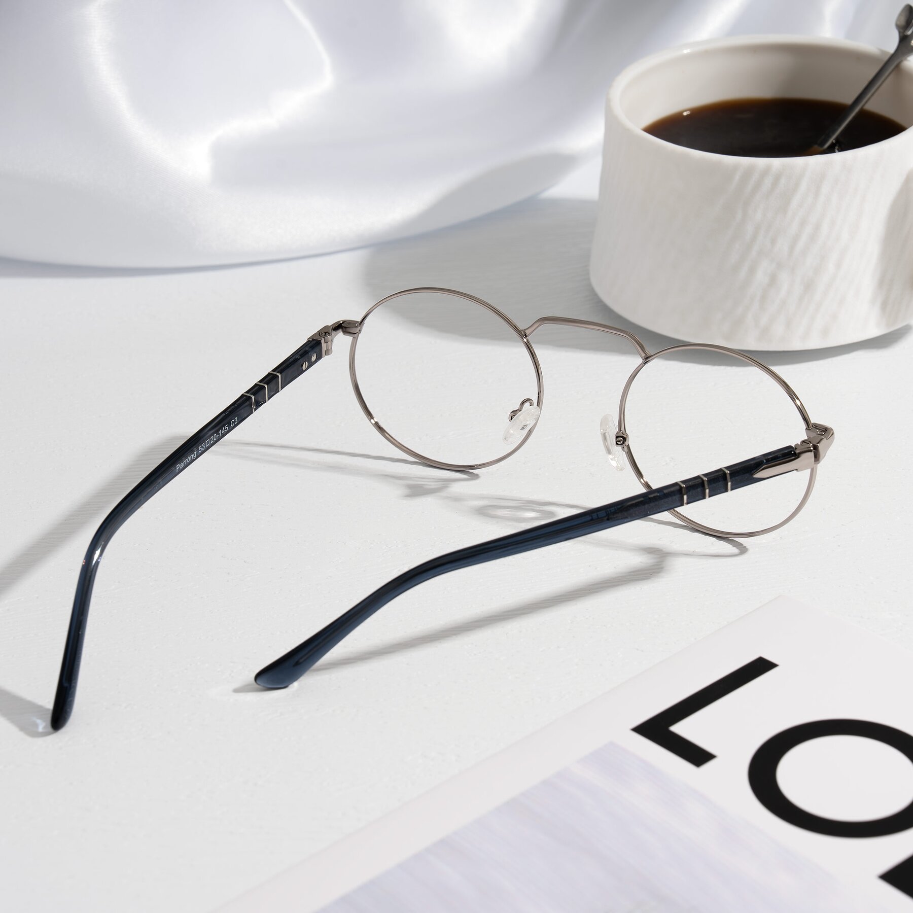 Lifestyle photography #2 of Parrong in Silver with Clear Eyeglass Lenses
