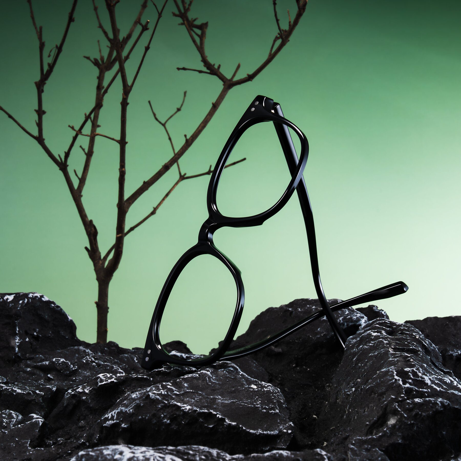 Lifestyle photography #1 of Lozzuri in Black with Clear Reading Eyeglass Lenses