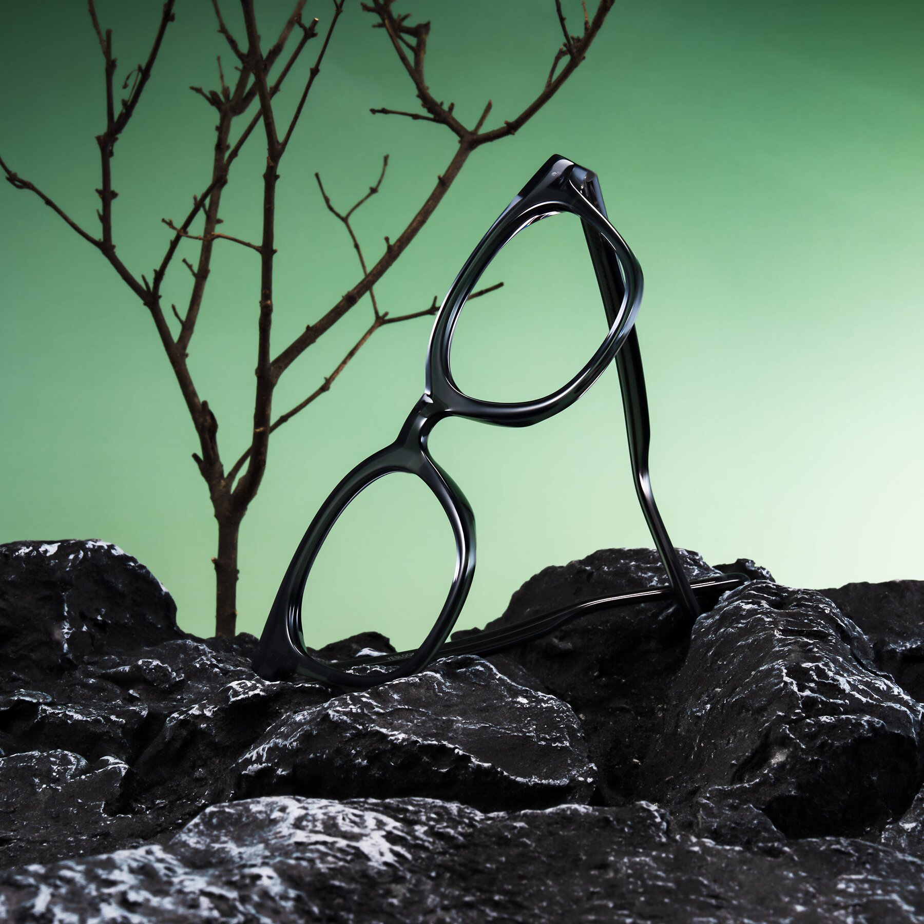 Lifestyle photography #1 of Jeromme in Translucent Gray with Clear Eyeglass Lenses