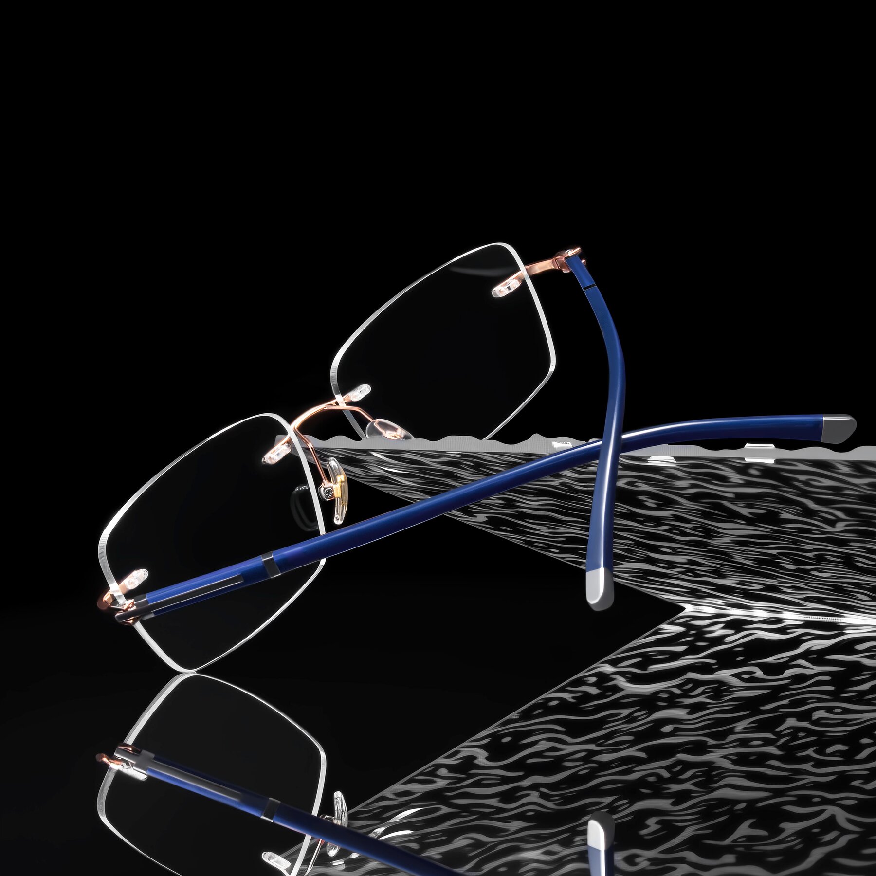 Men's lifestyle photography #1 of Mist in Rose Gold/Blue with Clear Eyeglass Lenses