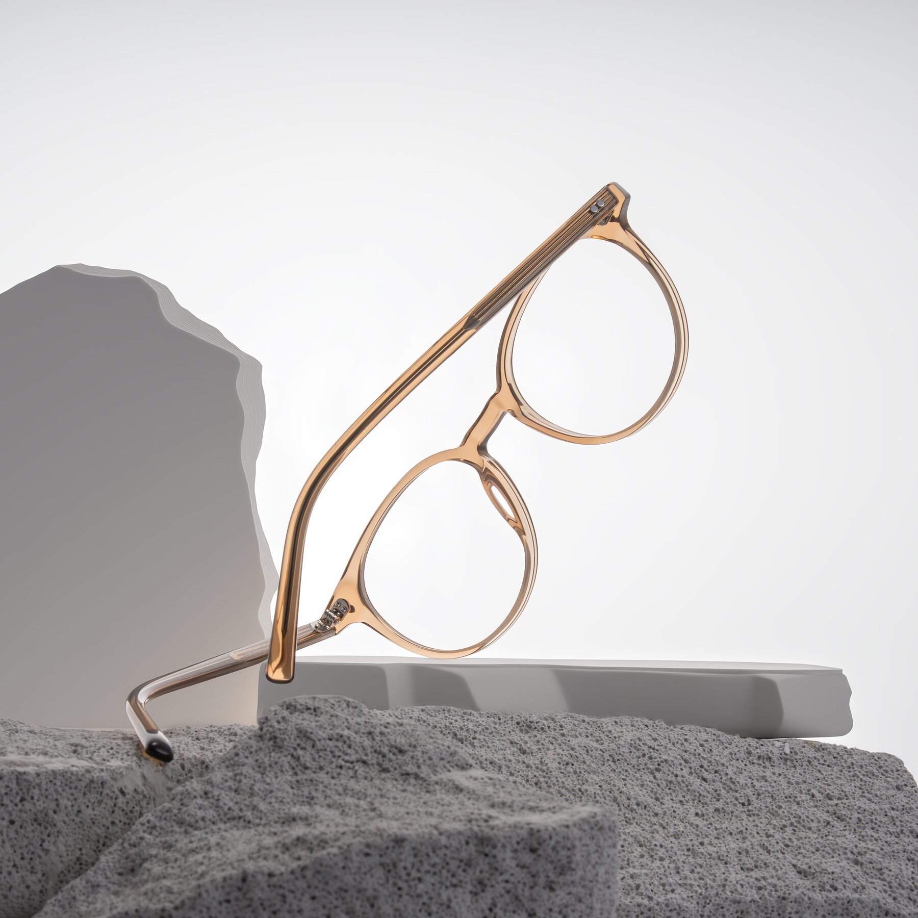 Lifestyle photography #2 of Haharou in Light Brown with Clear Eyeglass Lenses