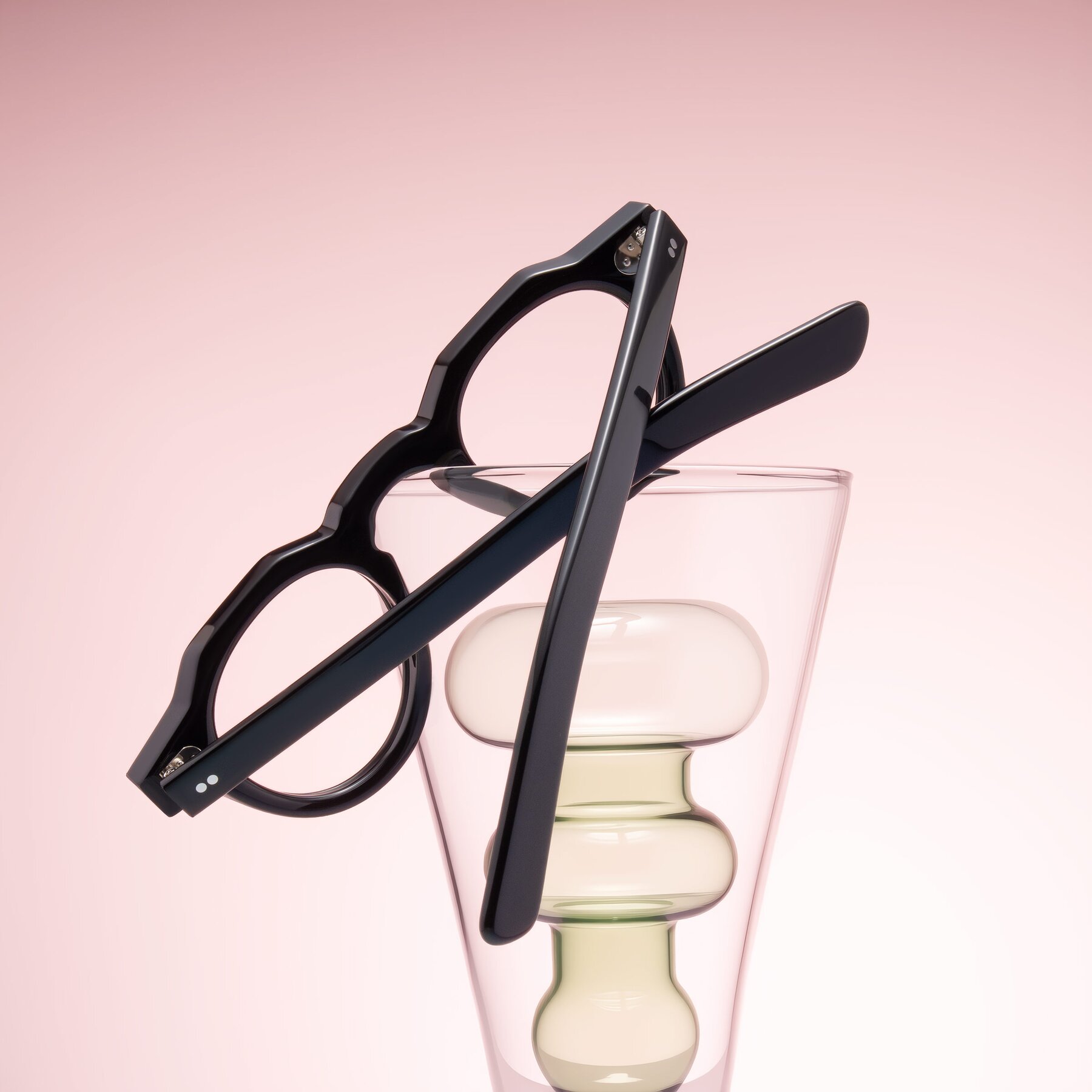 Lifestyle photography #2 of Awint in Black with Clear Eyeglass Lenses