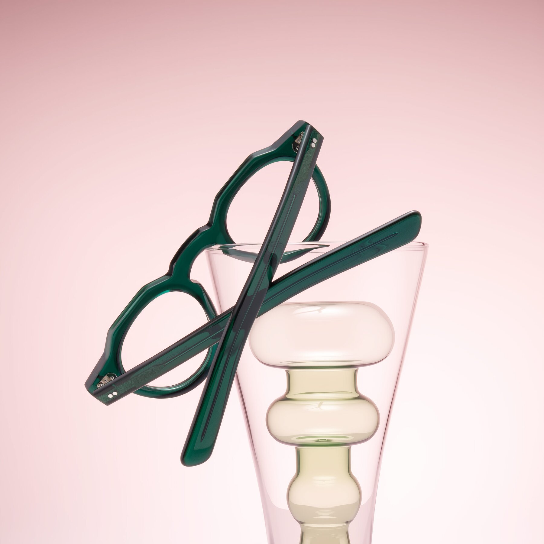 Lifestyle photography #2 of Awint in Emerald Green with Clear Blue Light Blocking Lenses