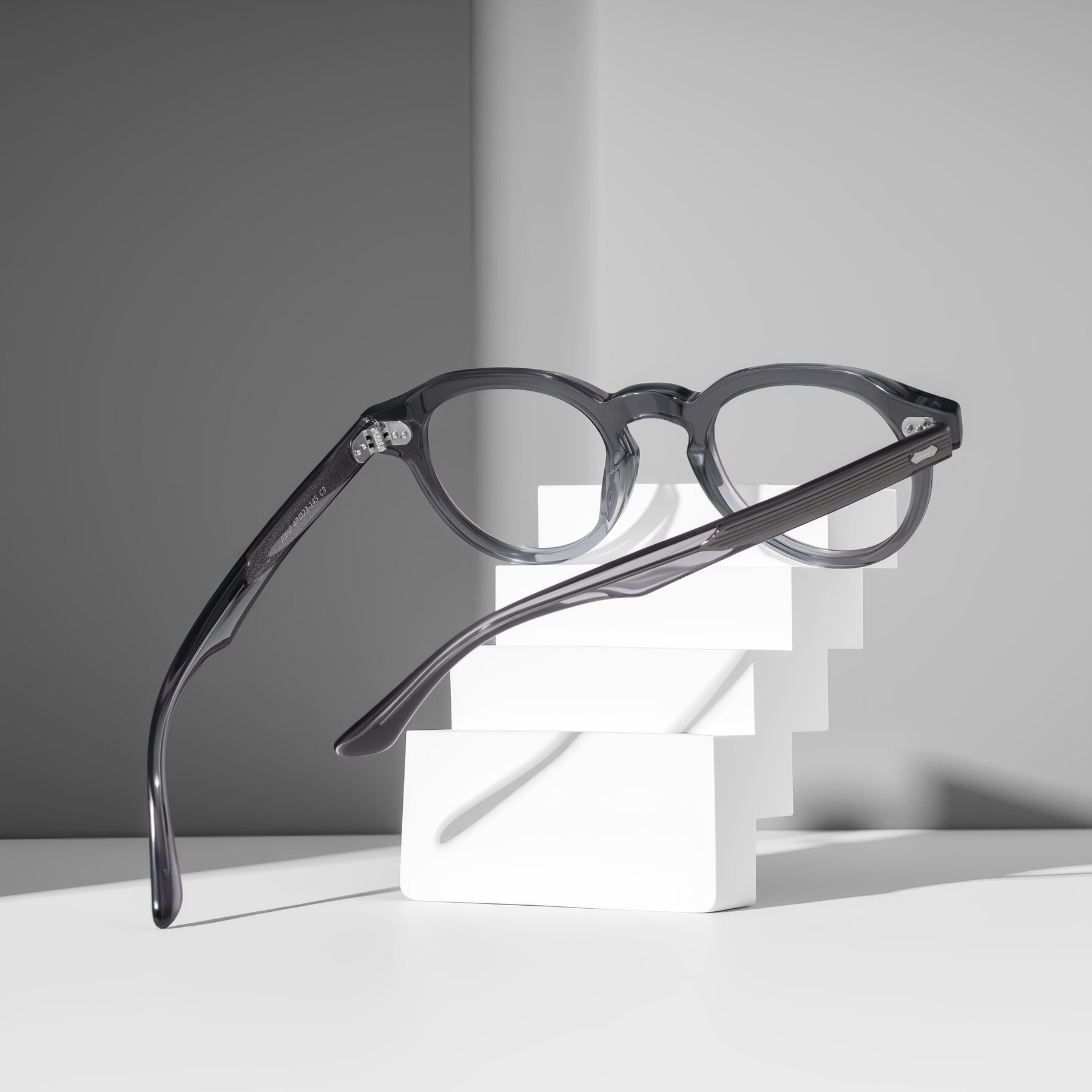Lifestyle photography #2 of Aloul in Gray with Clear Eyeglass Lenses