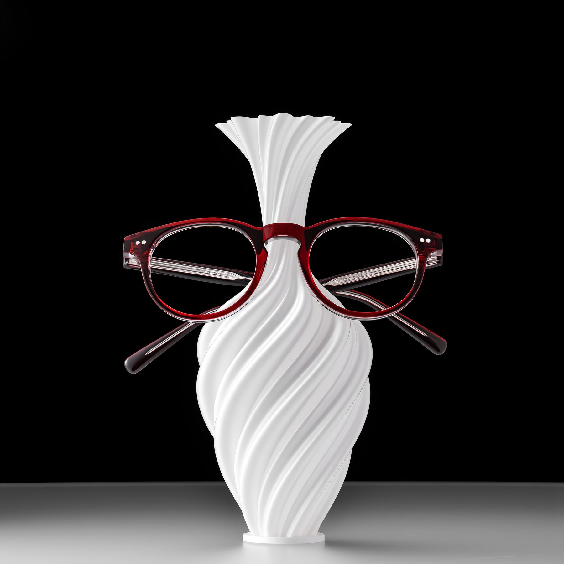 Lifestyle photography #1 of Ovaldo in Wine/Clear with Clear Eyeglass Lenses