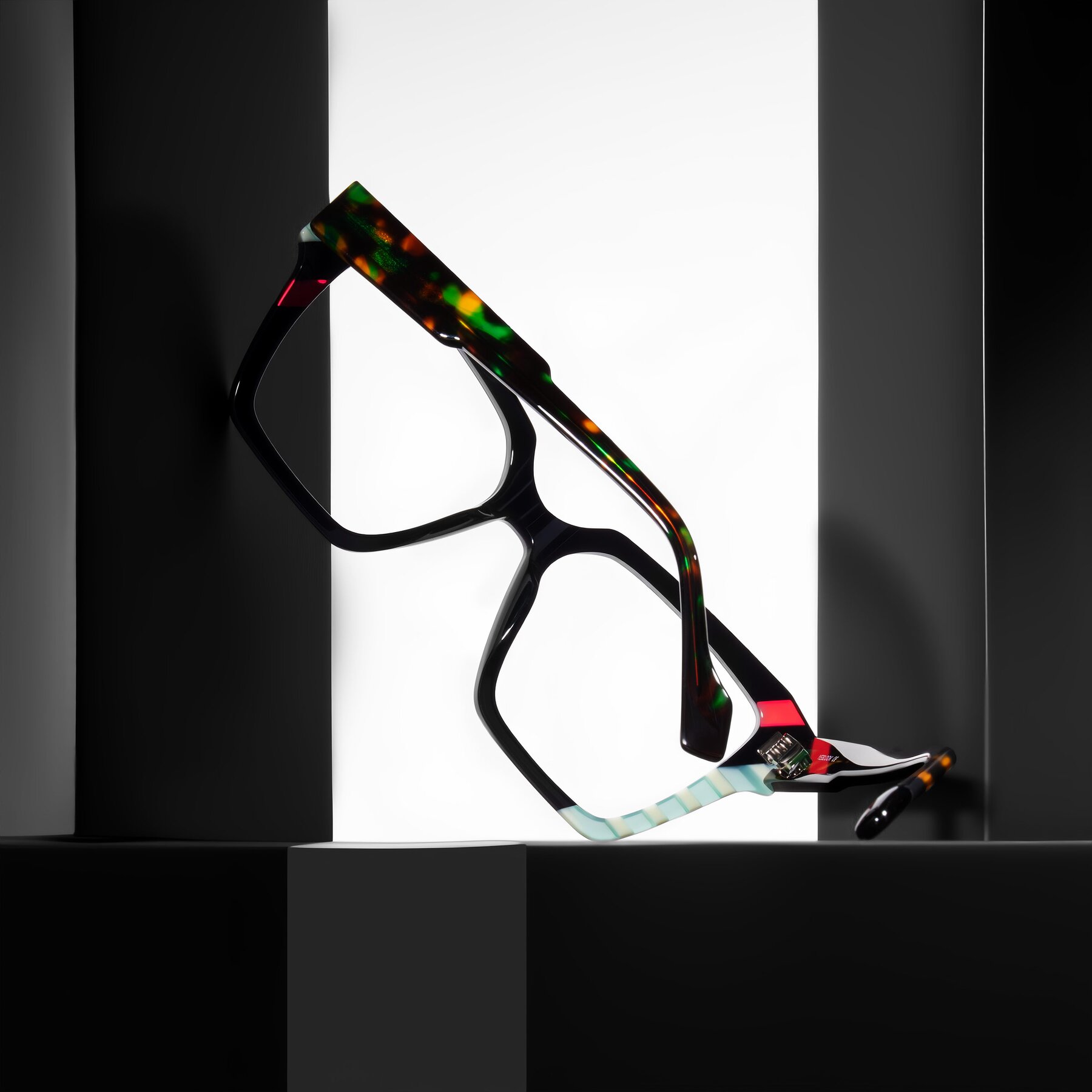 Lifestyle photography #2 of Widvale in Onyx Mosaic with Clear Eyeglass Lenses