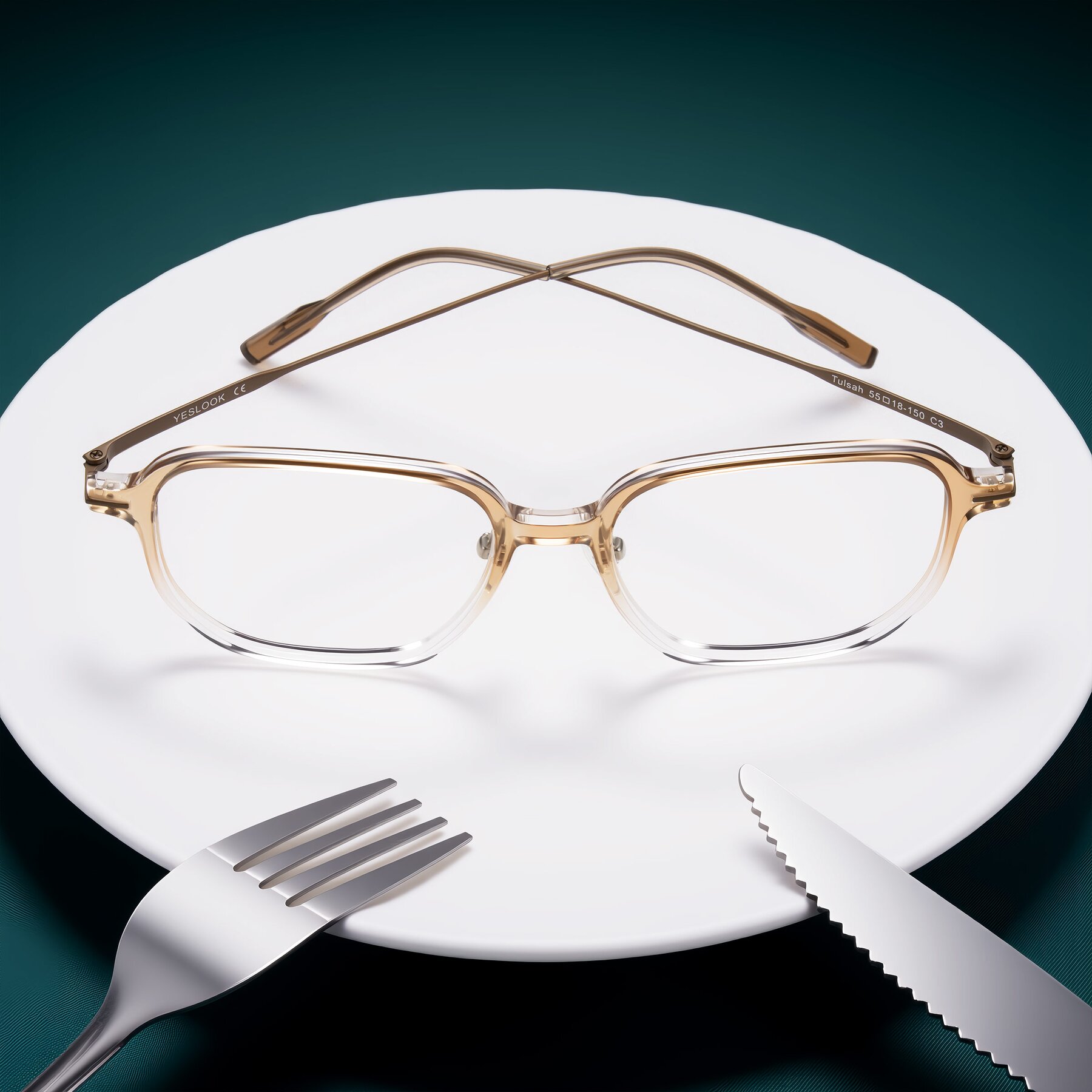 Lifestyle photography #1 of Tulsah in Gradient Light Brown/Clear with Clear Eyeglass Lenses