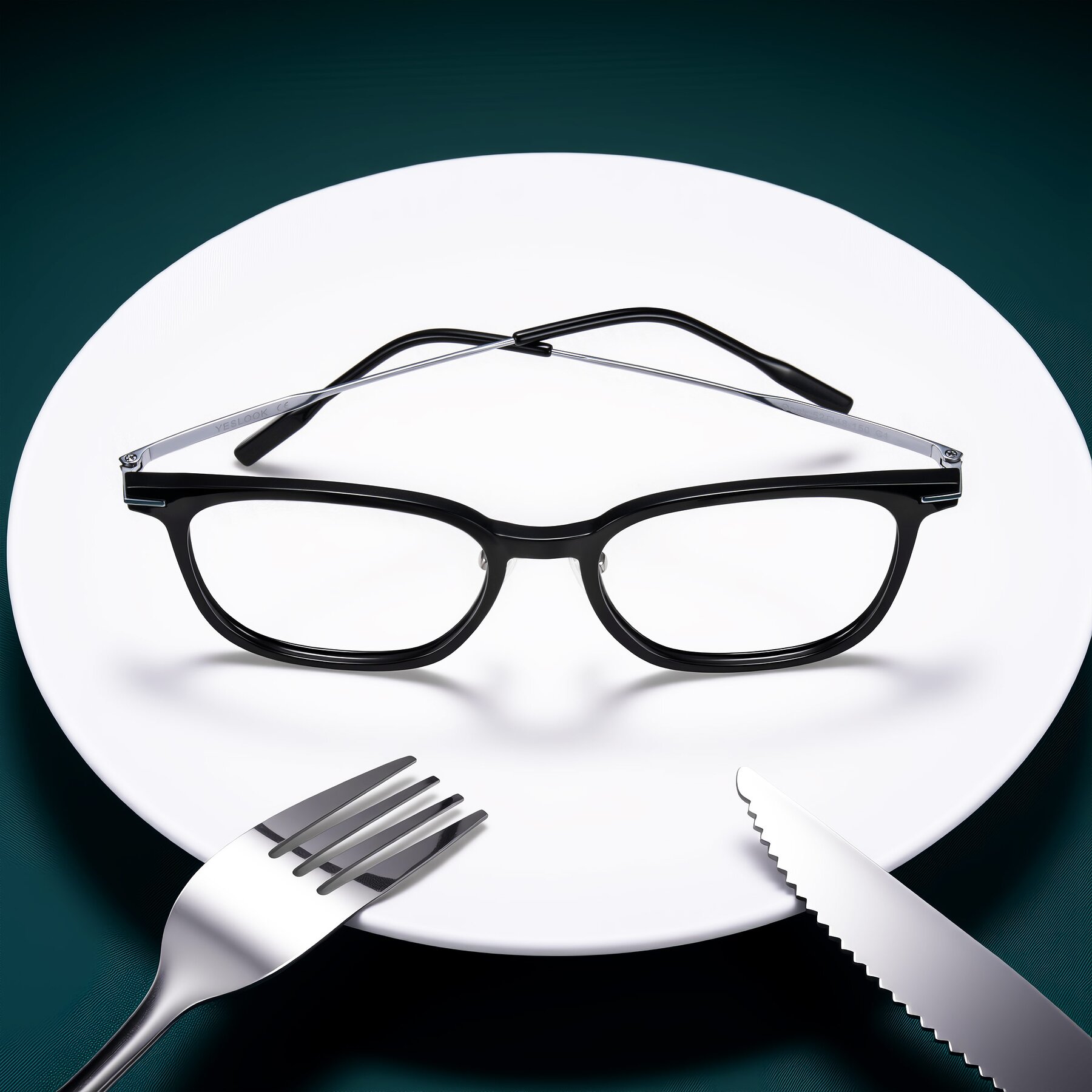 Lifestyle photography #1 of Oonk in Black with Clear Eyeglass Lenses