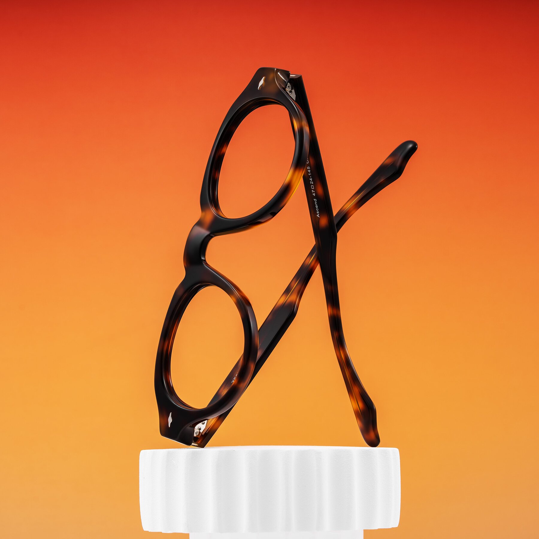 Lifestyle photography #1 of Ascend in Tortoise with Clear Eyeglass Lenses