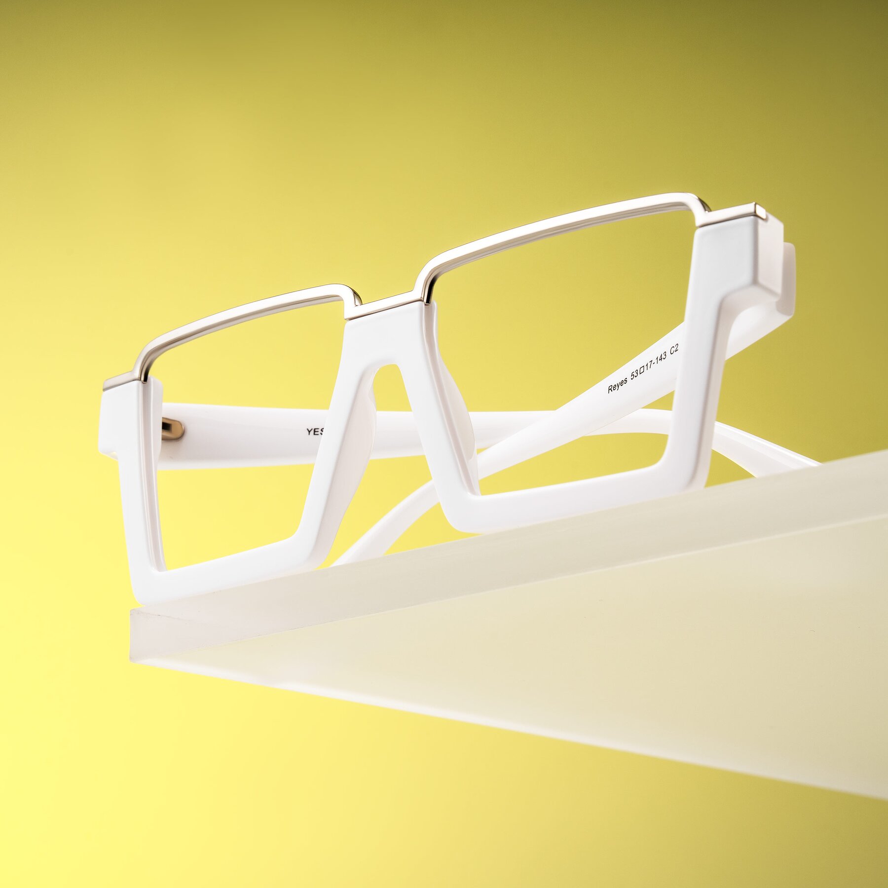 Lifestyle photography #1 of Reyes in White with Clear Eyeglass Lenses
