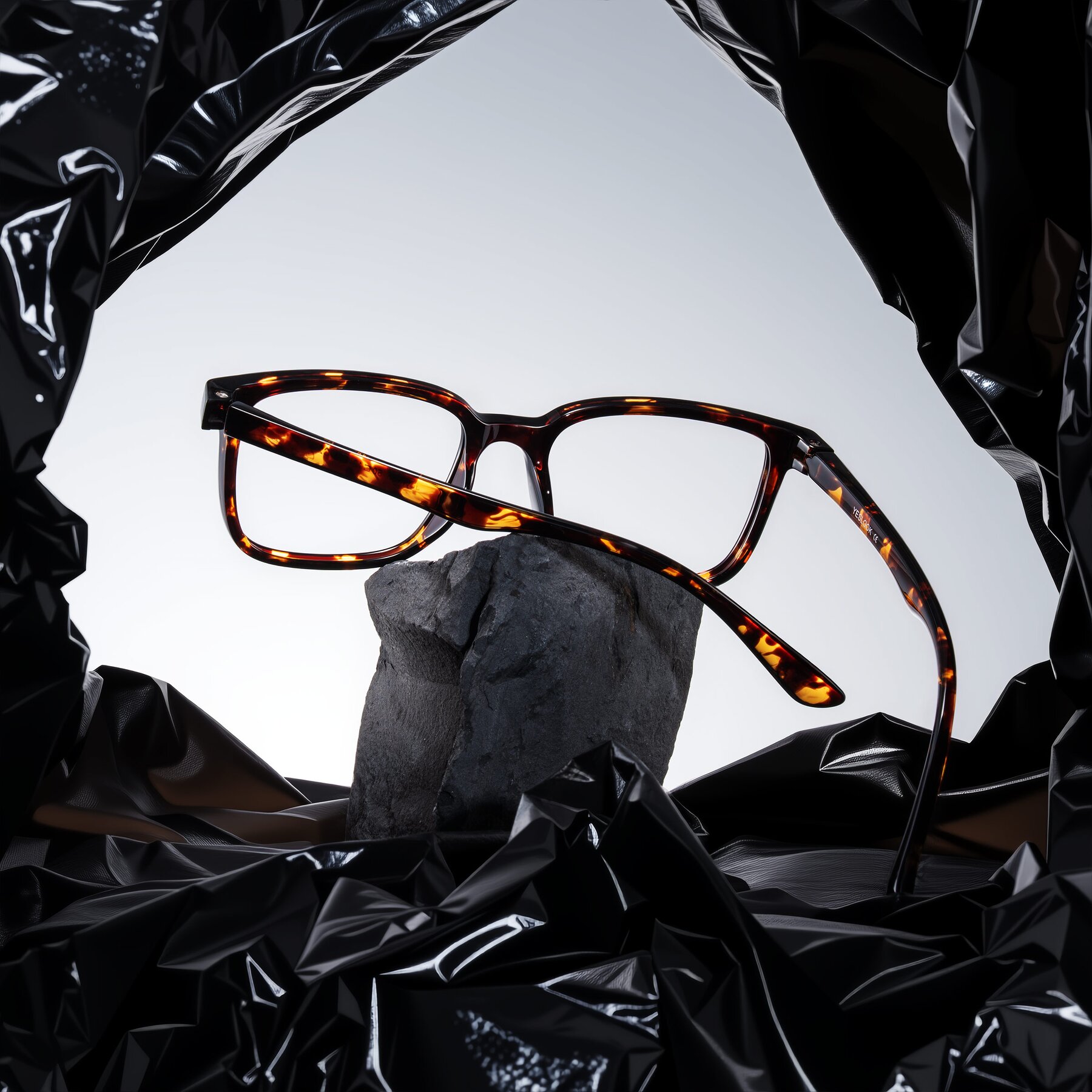 Lifestyle photography #2 of Joynton in Tortoise with Clear Eyeglass Lenses