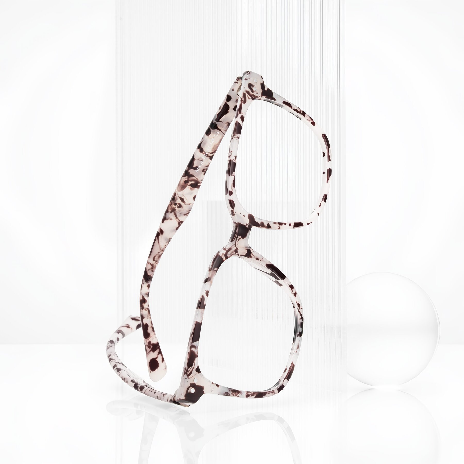 Lifestyle photography #1 of Arroyo in Ivory Tortoise with Clear Eyeglass Lenses