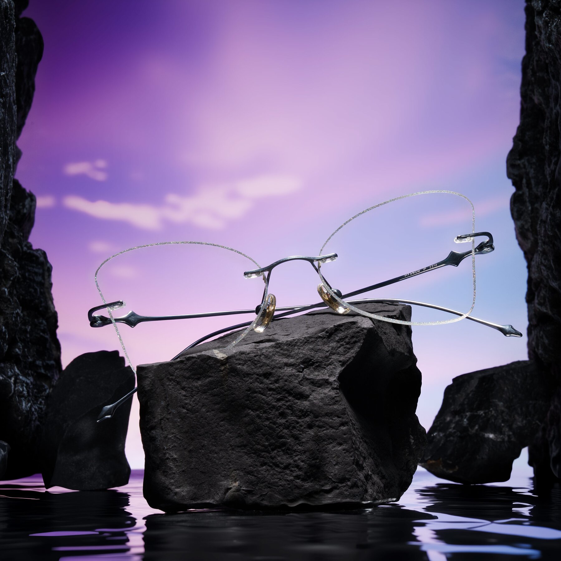 Women's lifestyle photography #1 of Solene in Silver Glitter/Silver with Clear Blue Light Blocking Lenses