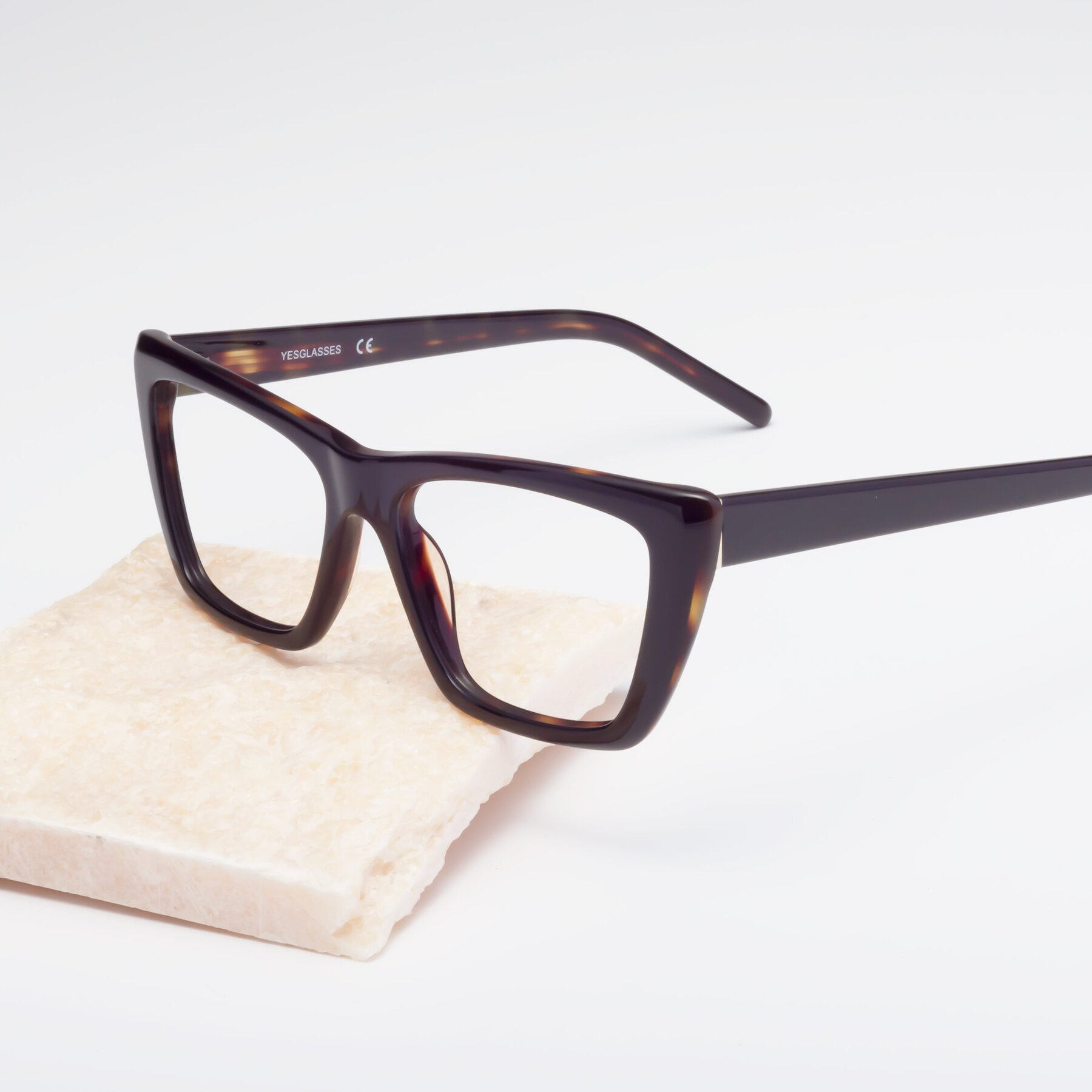 Lifestyle photography #2 of 1494 in Tortoise with Clear Blue Light Blocking Lenses