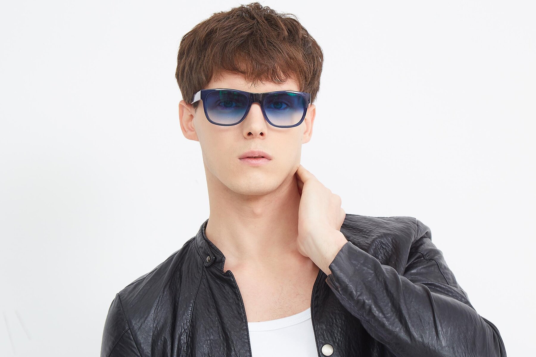 Men's lifestyle photography (landscape-1) of SSR213 in Blue with Blue Gradient Lenses