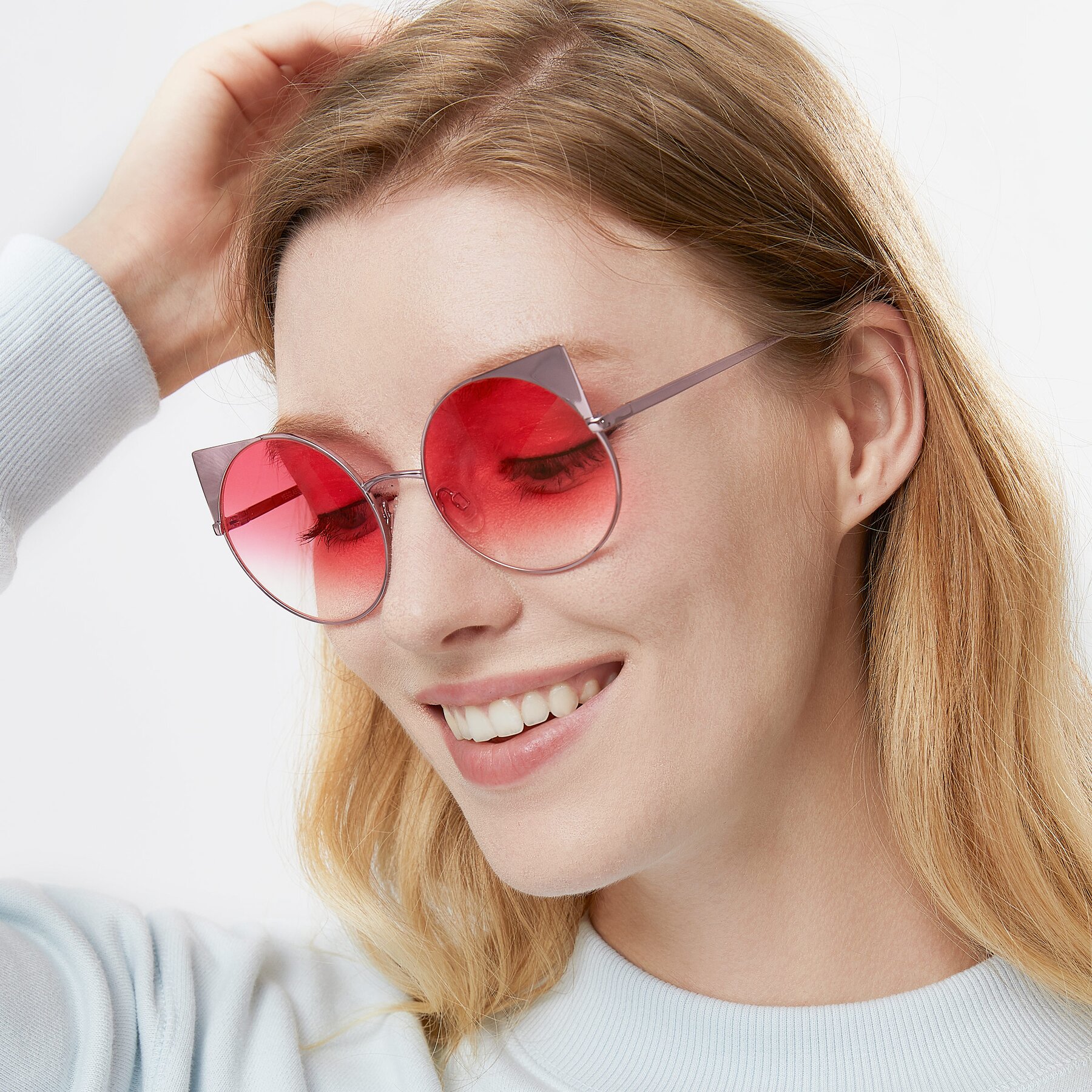 Women's lifestyle photography of SSR1955 in Pink with Pink Gradient Lenses