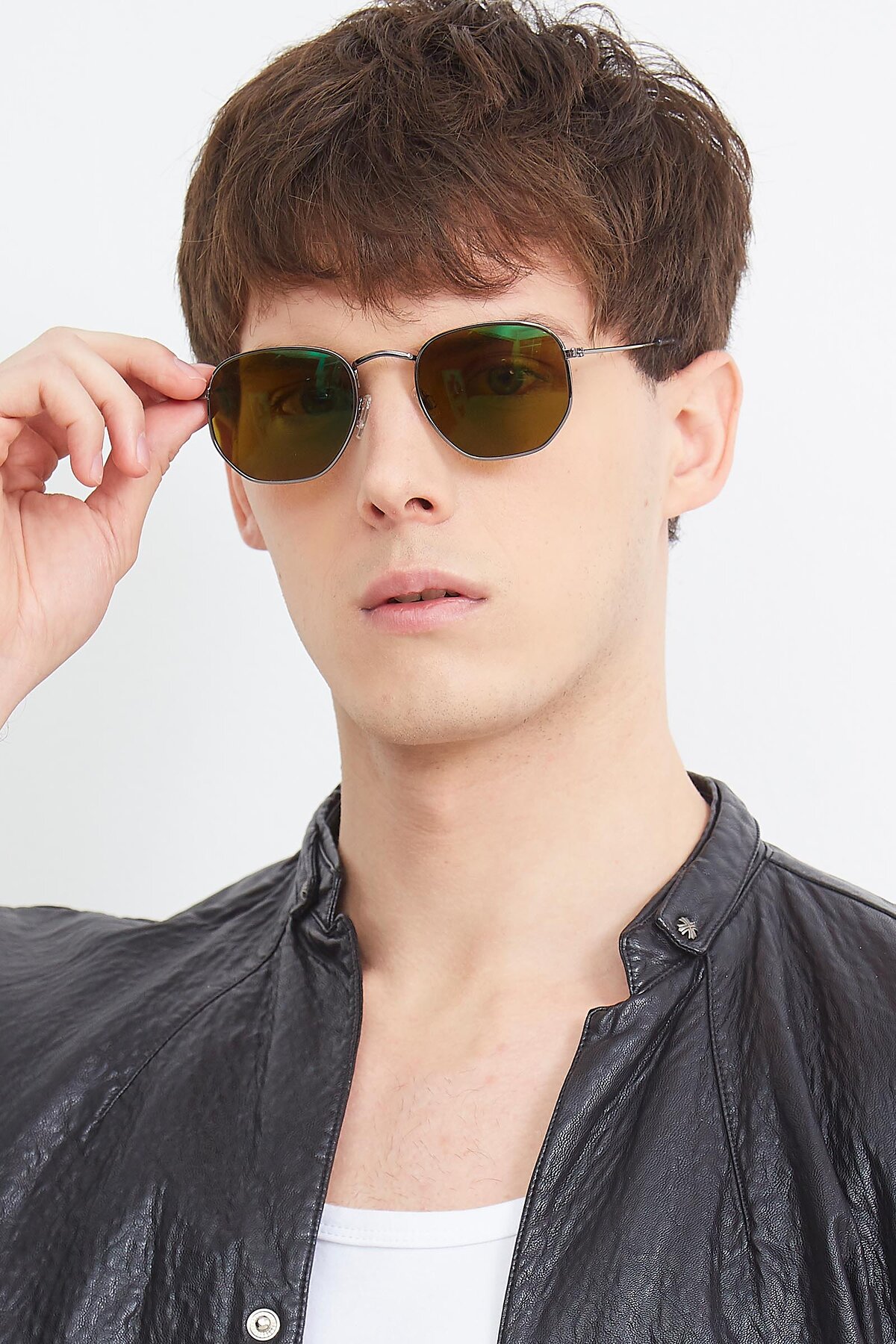 Men's lifestyle photography (portrait-2) of SSR1943 in Grey with Brown Tinted Lenses