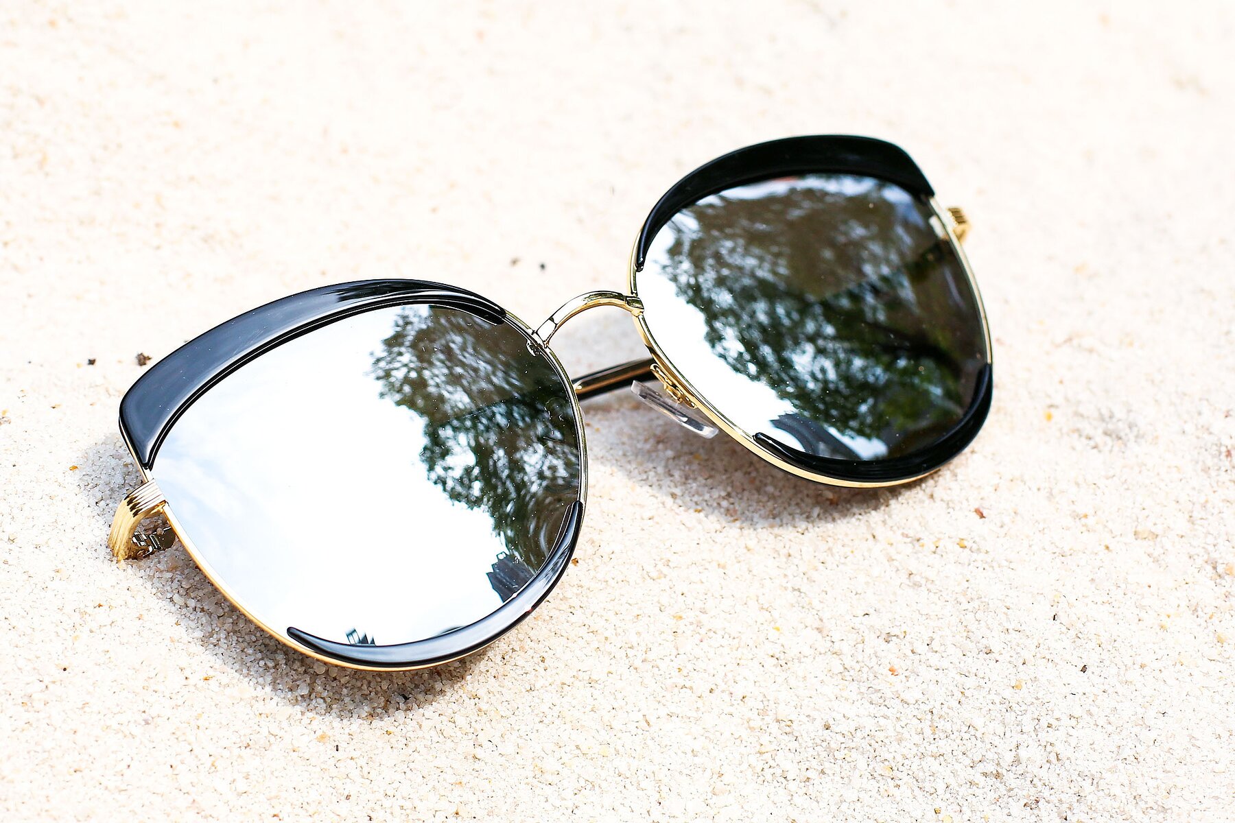Women's lifestyle photography #1 of 1822 in Black-Gold with Silver Mirrored TAC Lenses