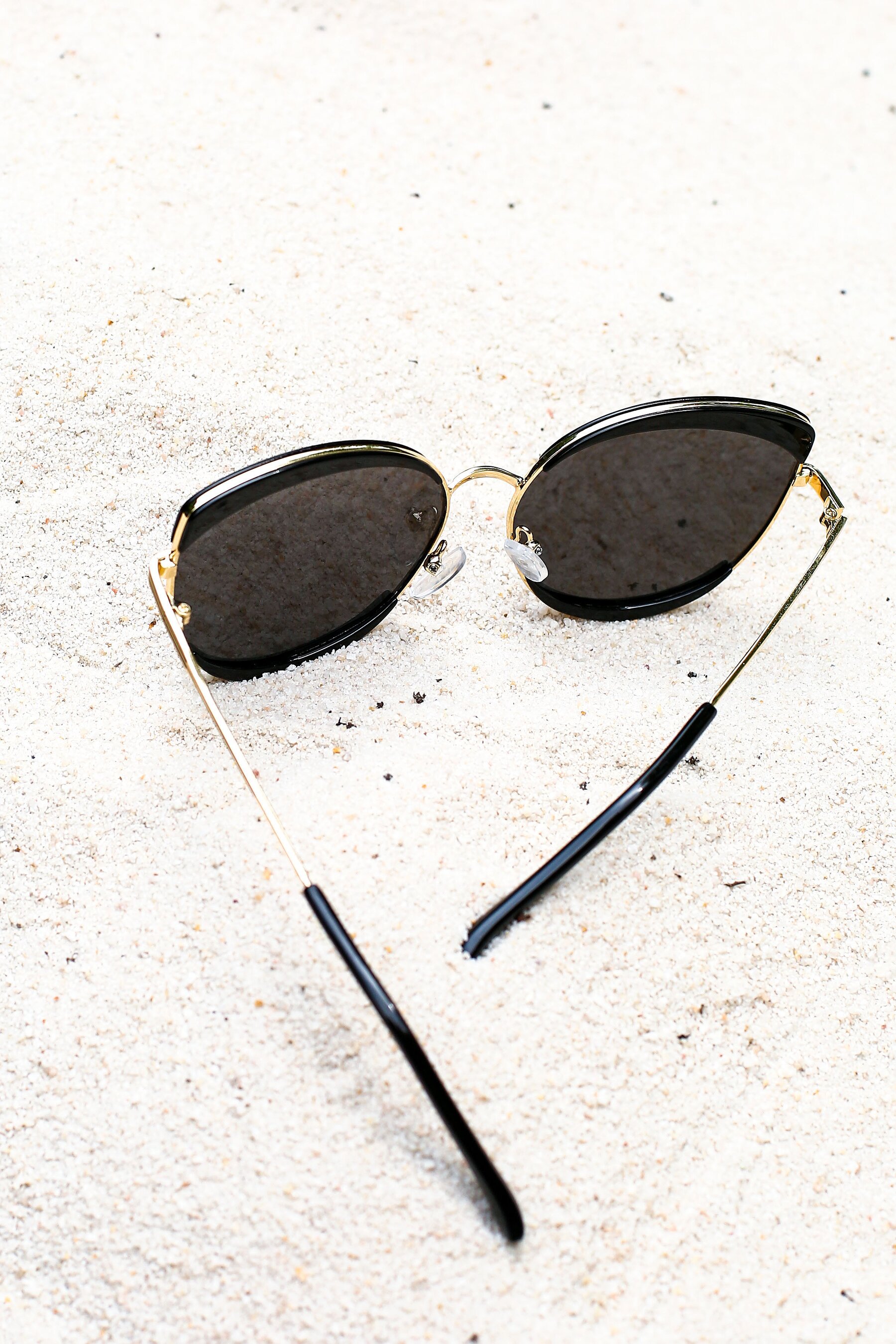 Women's lifestyle photography #4 of 1822 in Black-Gold with Silver Mirrored TAC Lenses