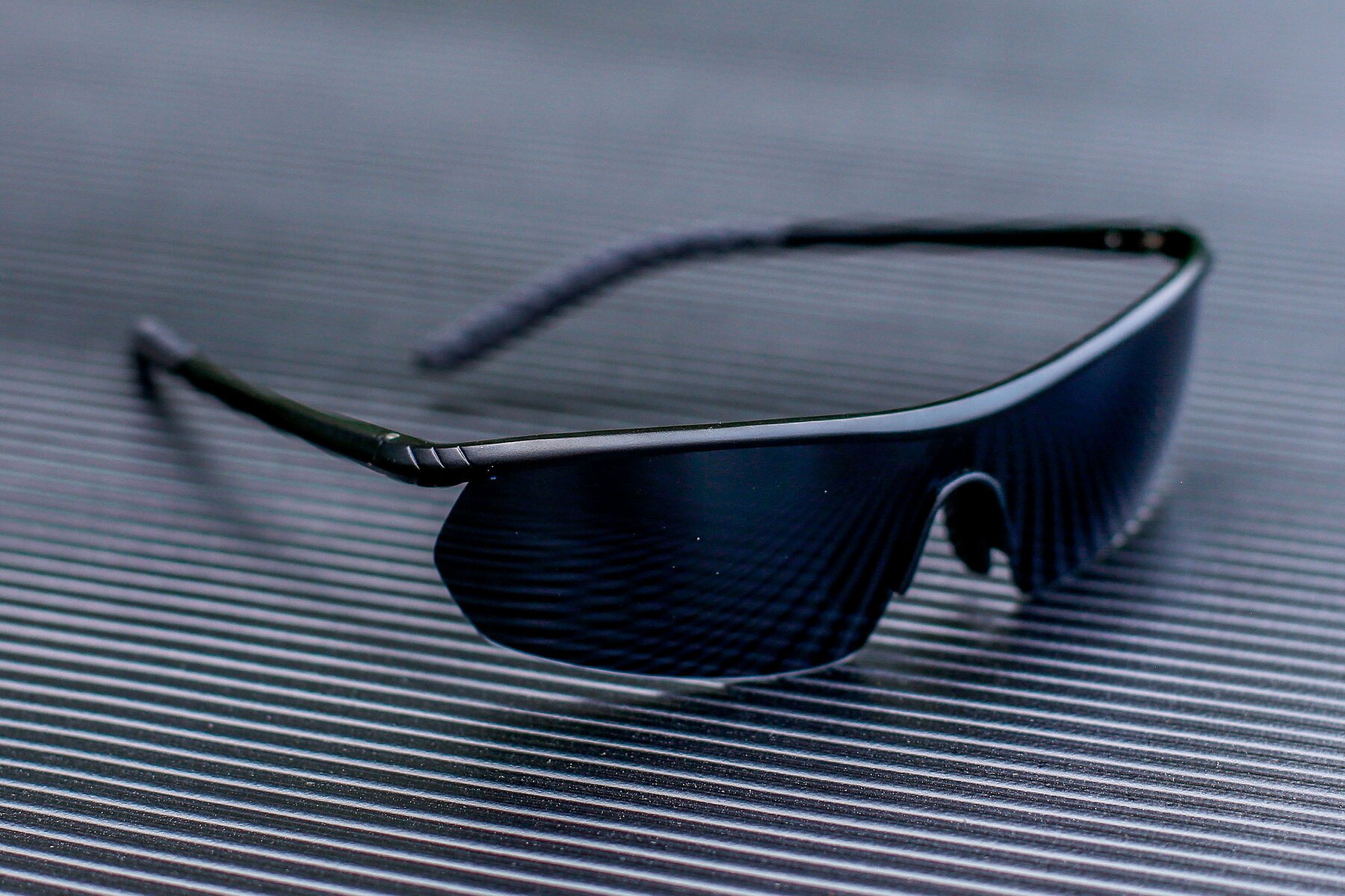 Lifestyle photography #3 of XD304 in Black with Gray Polarized TAC Lenses