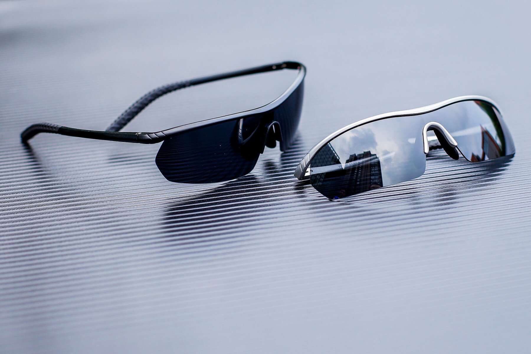 Lifestyle photography #4 of XD304 in Black with Gray Polarized TAC Lenses